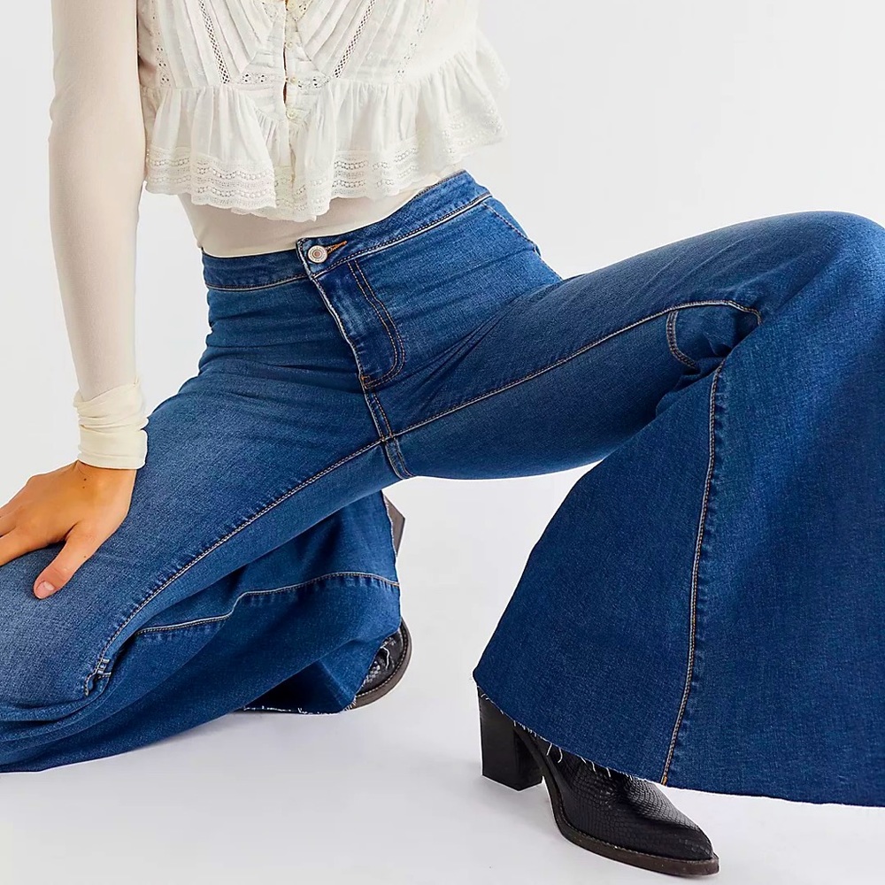 NWT Free People Just Float On Flare Jeans